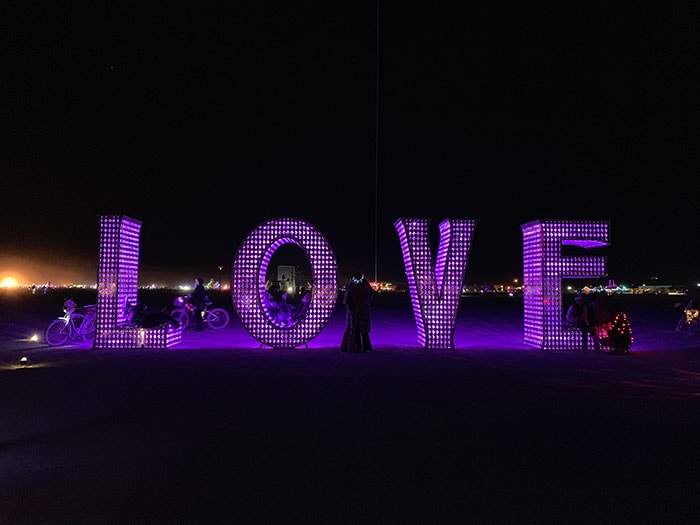 10 Principles of Burning Man - Laura Kimpton and Jeff Schomberg Love Sculpture