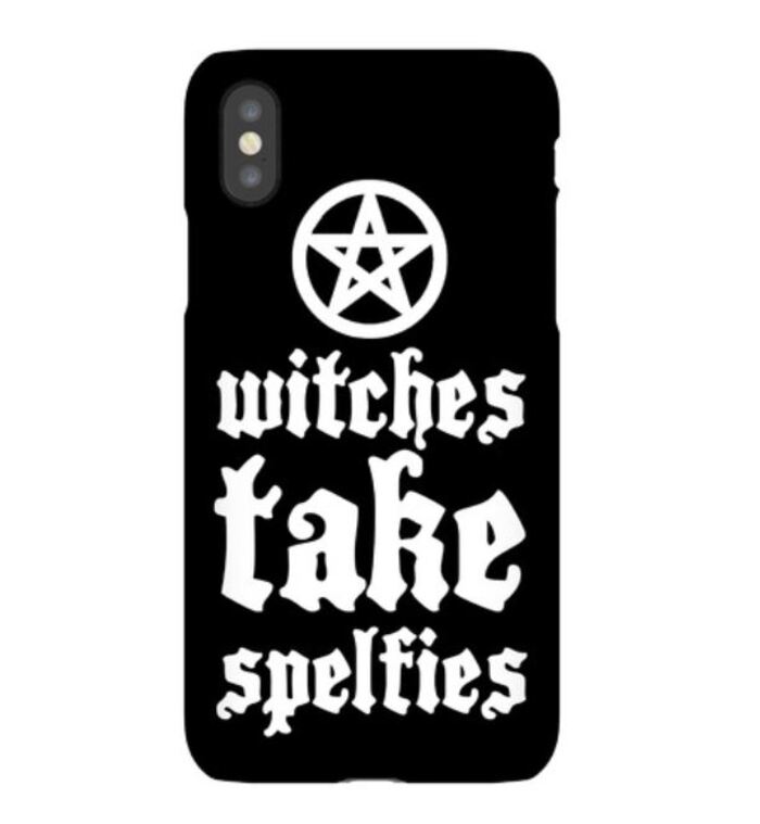 Witch puns - Witches take spelfies