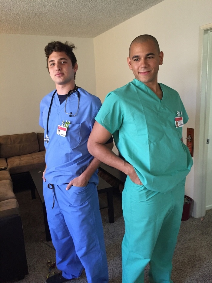 funny couples costumes - J.D and Turk from Scrubs