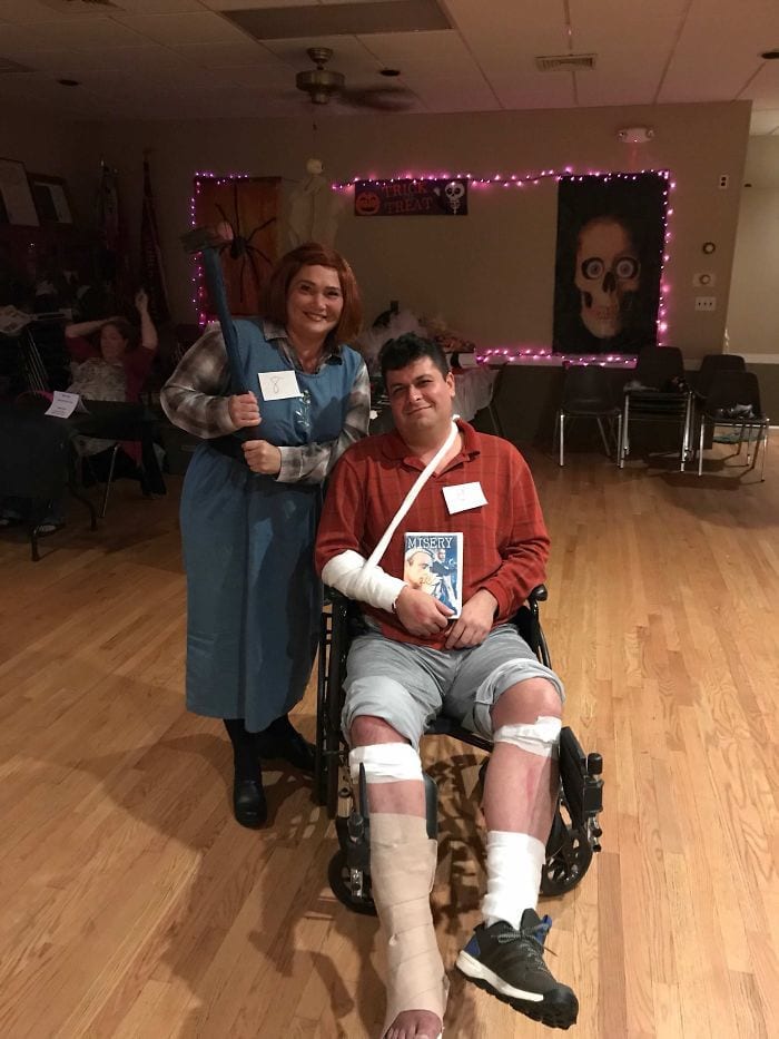 funny couples costumes - Misery couple nurse and broken legs