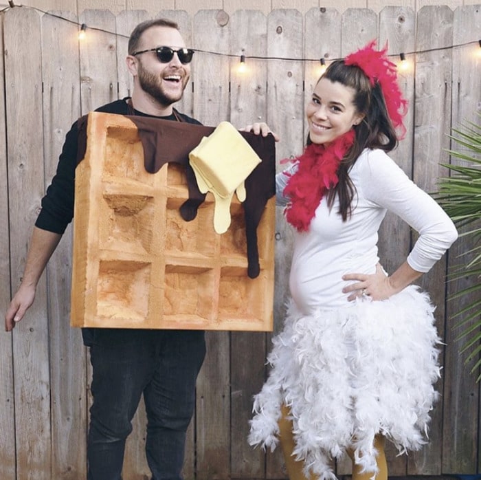 funny couples costumes - Chicken and waffles
