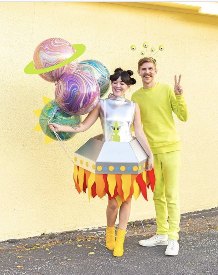 funny couples costumes - Aliens