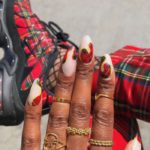 Christmas nails - Red plaid nails