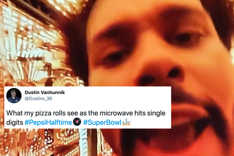 21 Funny Super Bowl Tweets Better Than the Actual Game