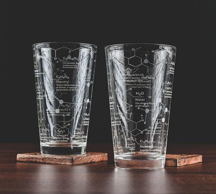 Valentines Day Gifts - Science of Beer pint glasses