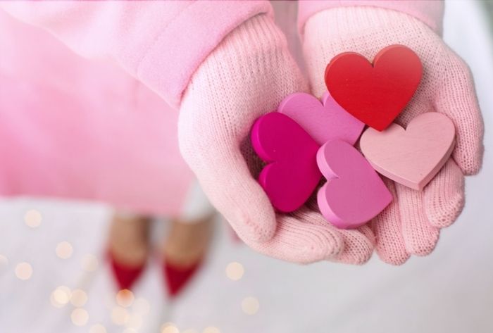 Valentines Day Jokes - hearts in mittens