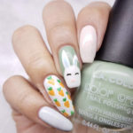 Spring Nails - Easter bunny with carrots