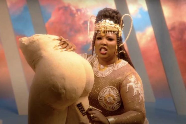 10 Details You Missed From Lizzo’s Rumors Music Video That Are Pure Gold