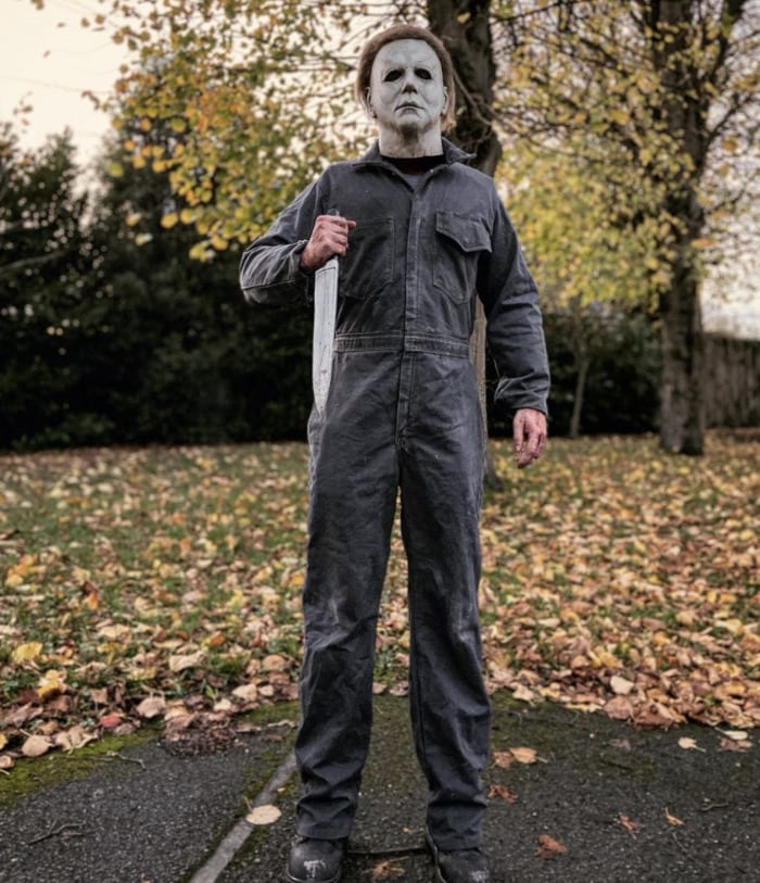 Easy Halloween Costumes - Michael Myers