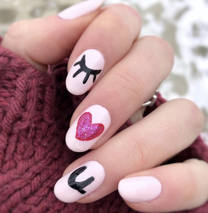 Valentine's Day Nail Designs 2022 - Eye Love You