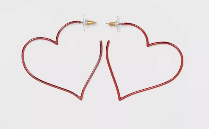 Target Valentine's Day 2022 - heart earrings