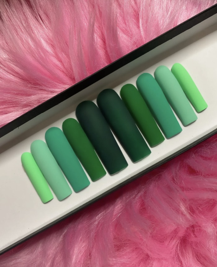 Green Nails - ombre coffin press ons