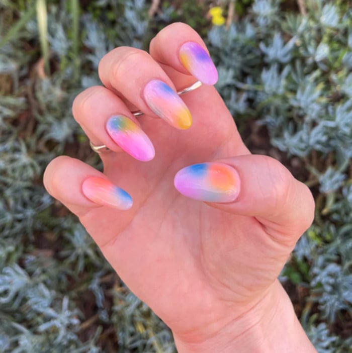 Spring Nails 2022 - tie dye