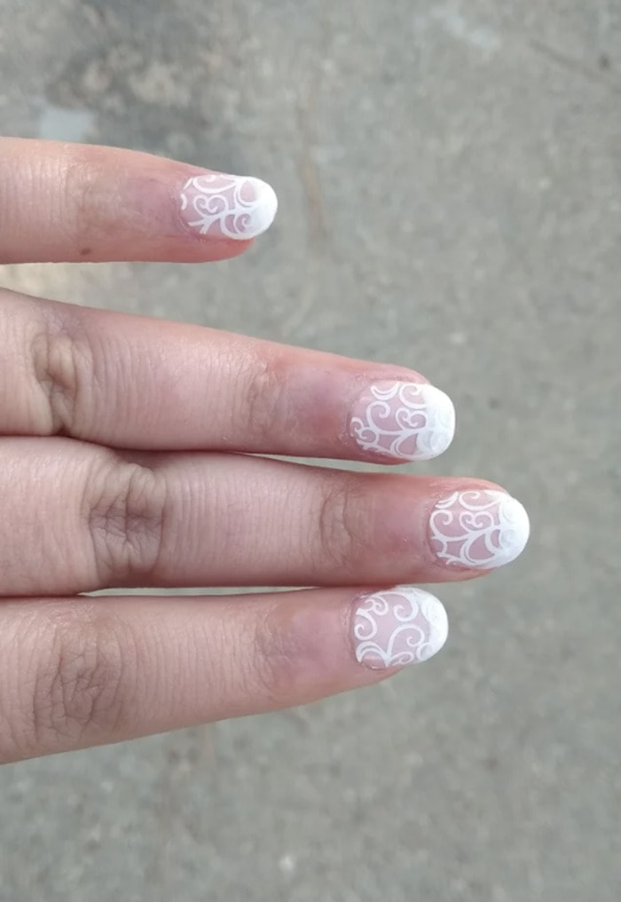 Worst Wedding Nails - tablecloth nails