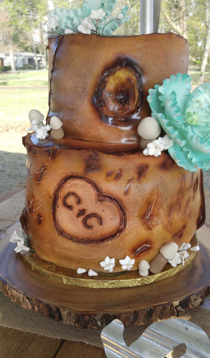 Craziest Wedding Cakes - cattle brand