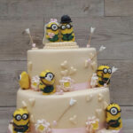 Craziest Wedding Cakes - minion cake