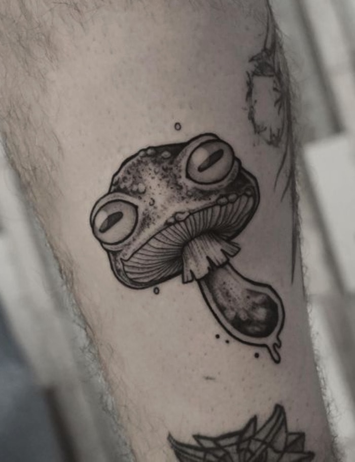 Cool Tattoos - mushroom with eyes