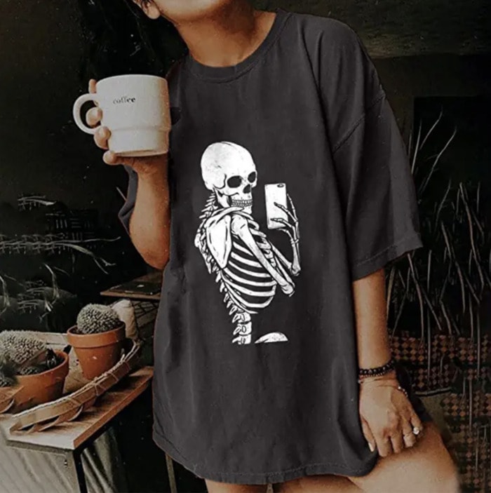 Best Halloween Shirts - skeleton selfie