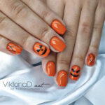Cute Halloween Nails - Jack-O-Lantern nails