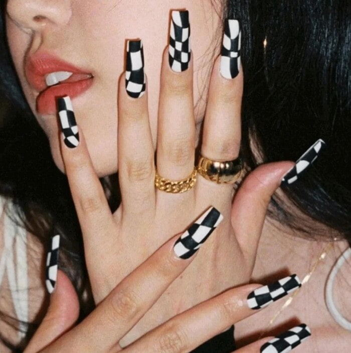 Coffin Nails - Trippy Checker Press On Nails