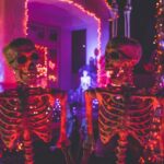 Halloween Puns -two skeletons
