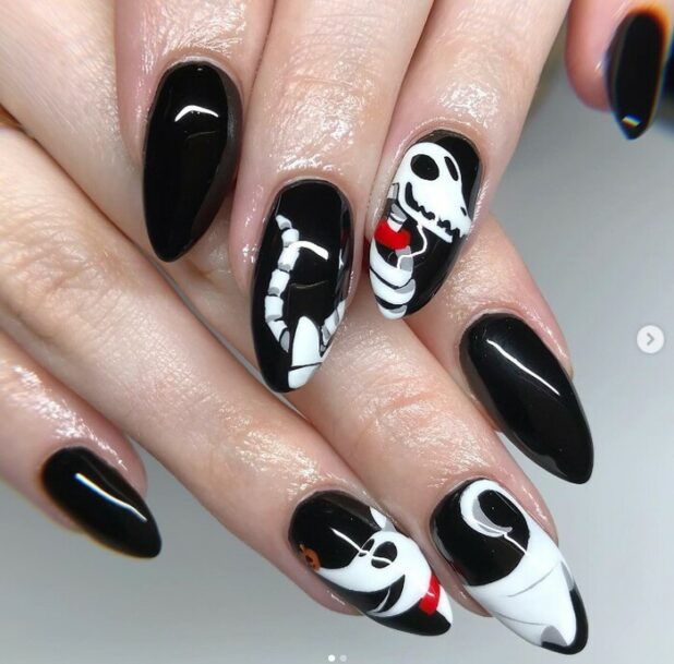 19 Hauntingly Perfect Nightmare Before Christmas Nail Art Ideas | Darcy