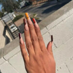 Thanksgiving nail art - minimalist nails