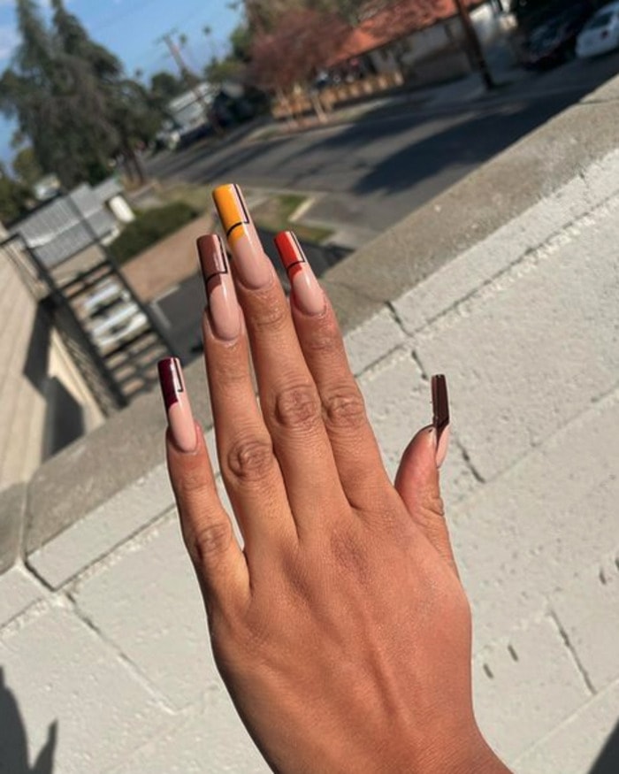 Thanksgiving nail art - minimalist nails