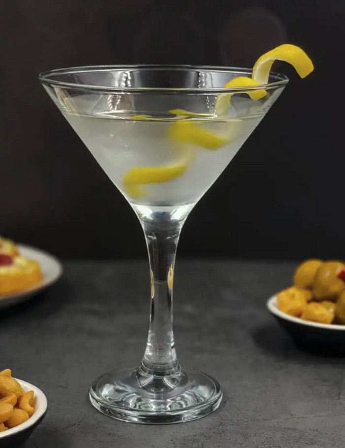 Vodka Drinks - Vesper Martini