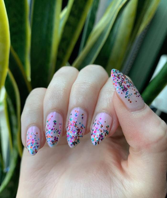 Birthday Nails - pink with glitter