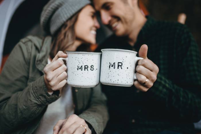 Questions to Ask a Guy - mrs and mr mugs