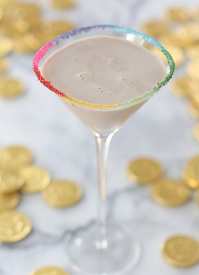 St. Patrick's day cocktails - leprechaun's kiss martini