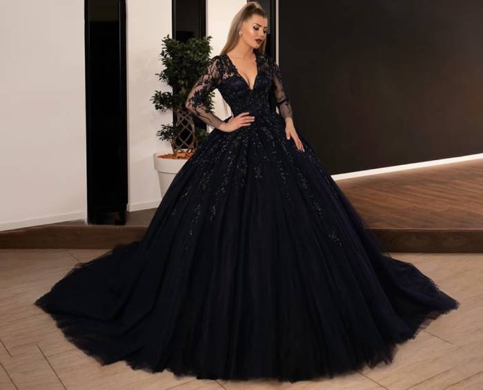 Goth wedding dresses - Black Lace Sleeves Ball Gown