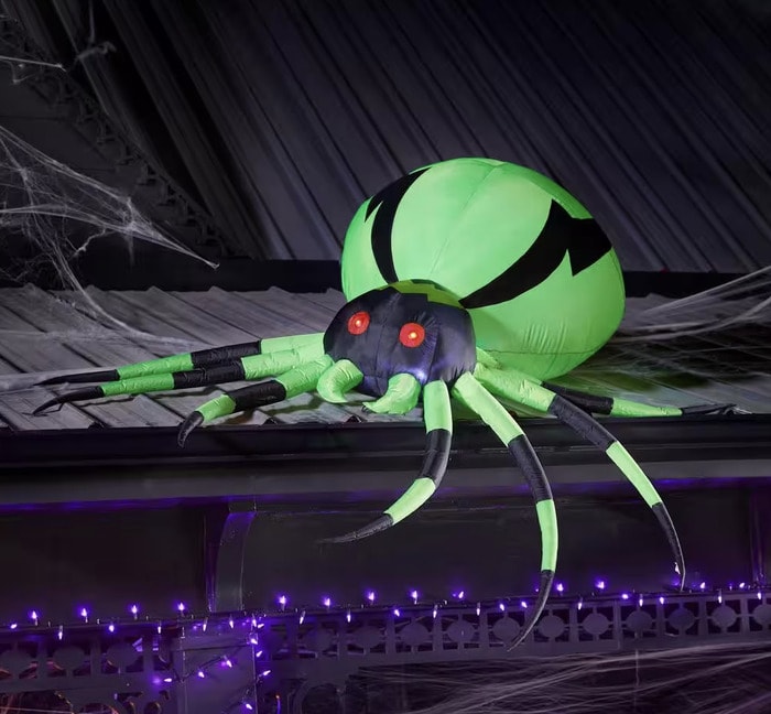 Home Depot Halloween 2023 - inflatable glowing spider