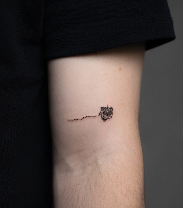 micro tattoos - thorny rose