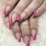 Black and pink nails - graphic lines