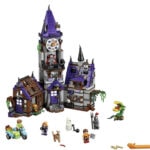 Halloween Lego Kits 2023 - scooby doo mansion