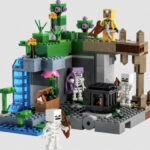 Halloween Lego Kits 2023 - skeleton house