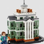 Halloween Lego Kits 2023 - mini haunted mansion
