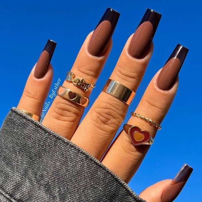 Simple Fall Nails - Chocolate Nails Dipped in Licorice
