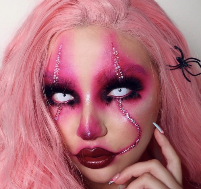 cool halloween makeup ideas - pink pennywise