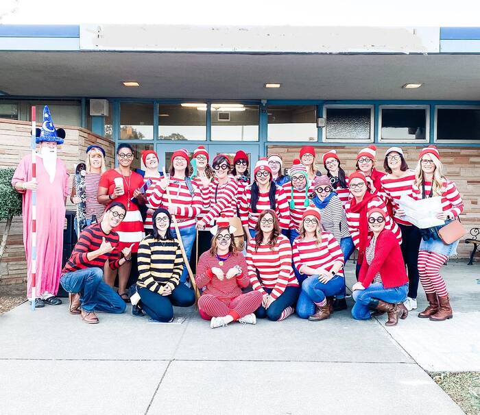 Funny Group Halloween Costumes - Waldo