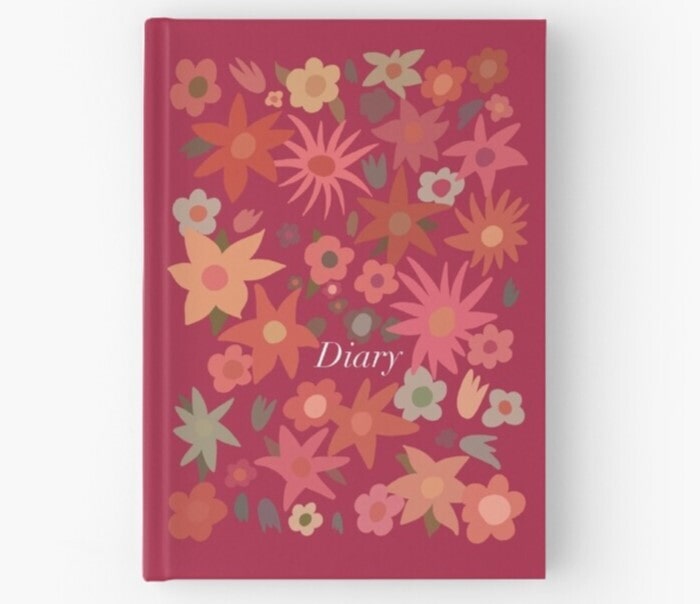 Best Gifts Under 25 - Mamma Mia Diary - Donna’s Floral Journal