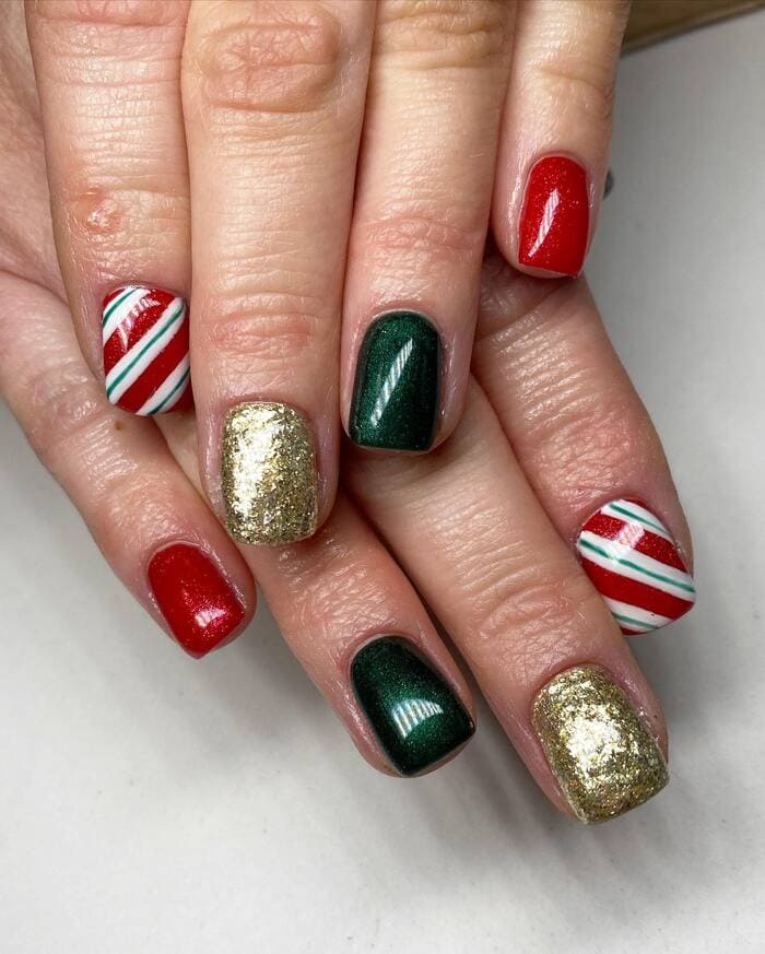 December Nail Designs 2023 - Add a peppermint statement nail