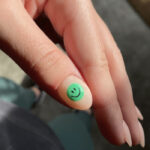 Green Nail Designs - Green Smiley Face Accent Nails